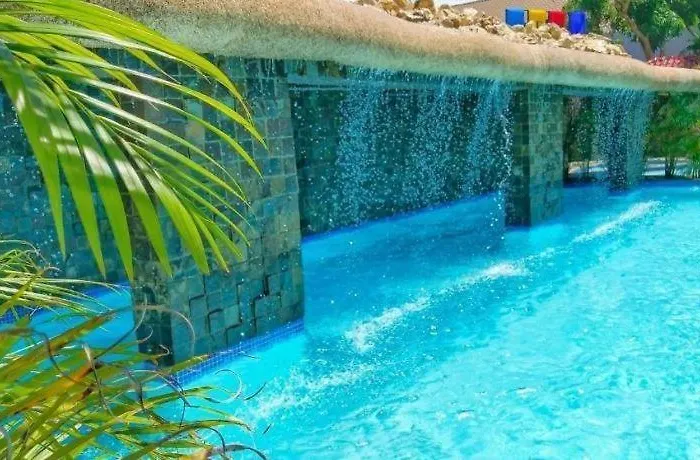 Gem's Paradise Hotel Gabi Sur